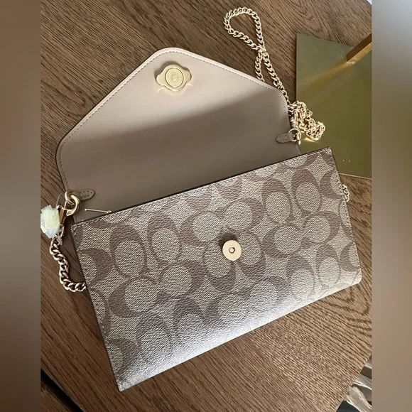 NWT! NEW! Coach Signature Tammi 2-way Clutch Chain Crossbody Brown Cream Women - Picture 7 of 11